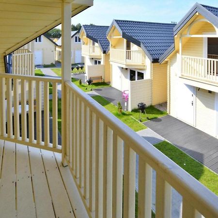Holiday Resort, Устроне-Морске Экстерьер фото