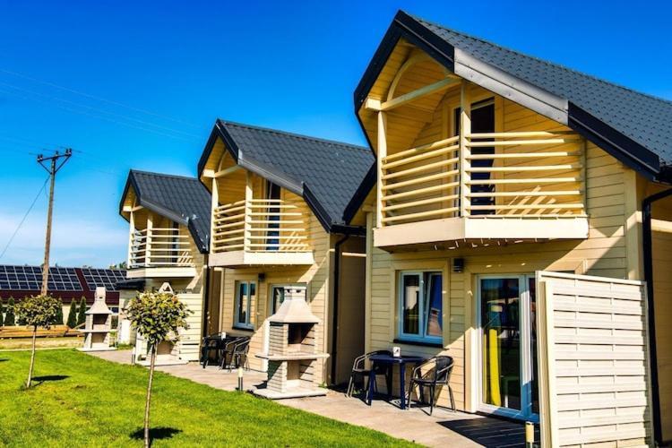 Holiday Resort, Устроне-Морске Экстерьер фото